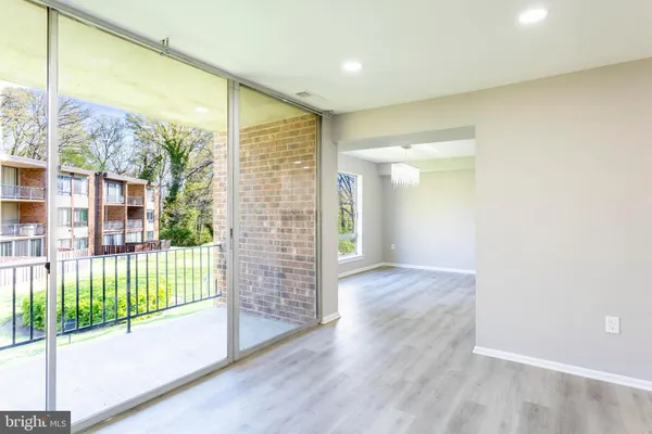 $209,900 | 8467 Greenbelt Road, Unit 8467102, Greenbelt, MD 20770