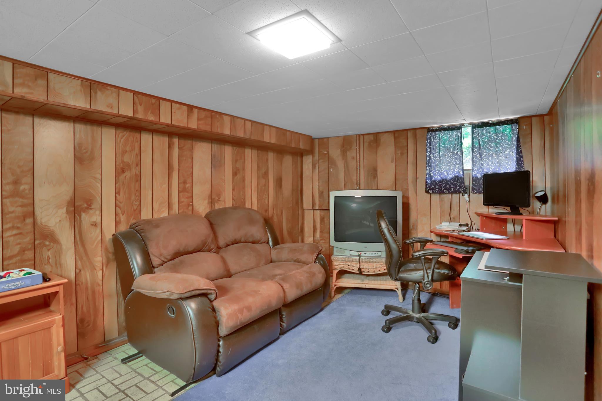 1807 Chesley Road York, PA 17403 - Photo 30 of 33 Gallery Image 30