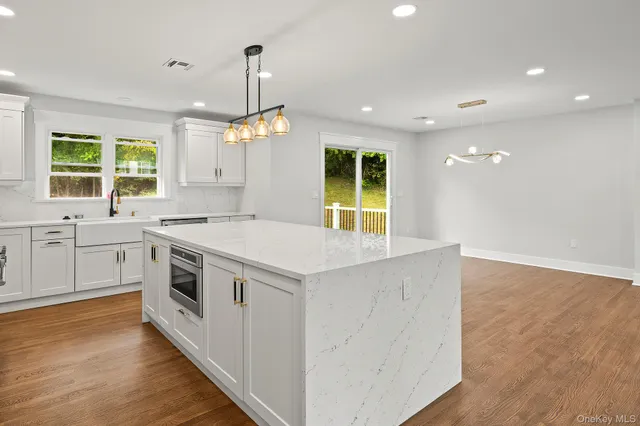 $1,299,000 | 9 Stadium Road, White Plains, NY 10607