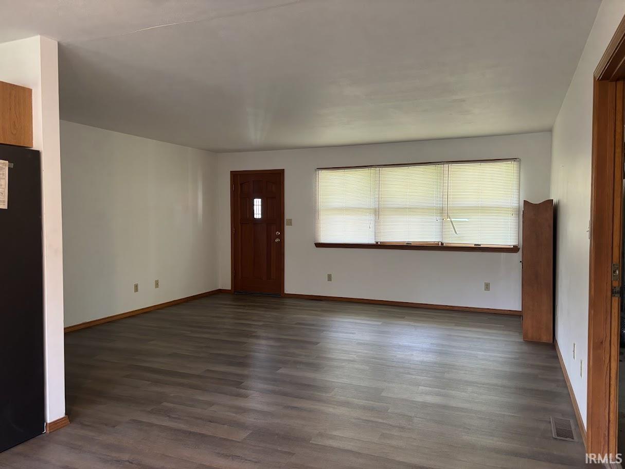 16 Kelly Drive Washington, IN 47501 - Photo 7 of 20