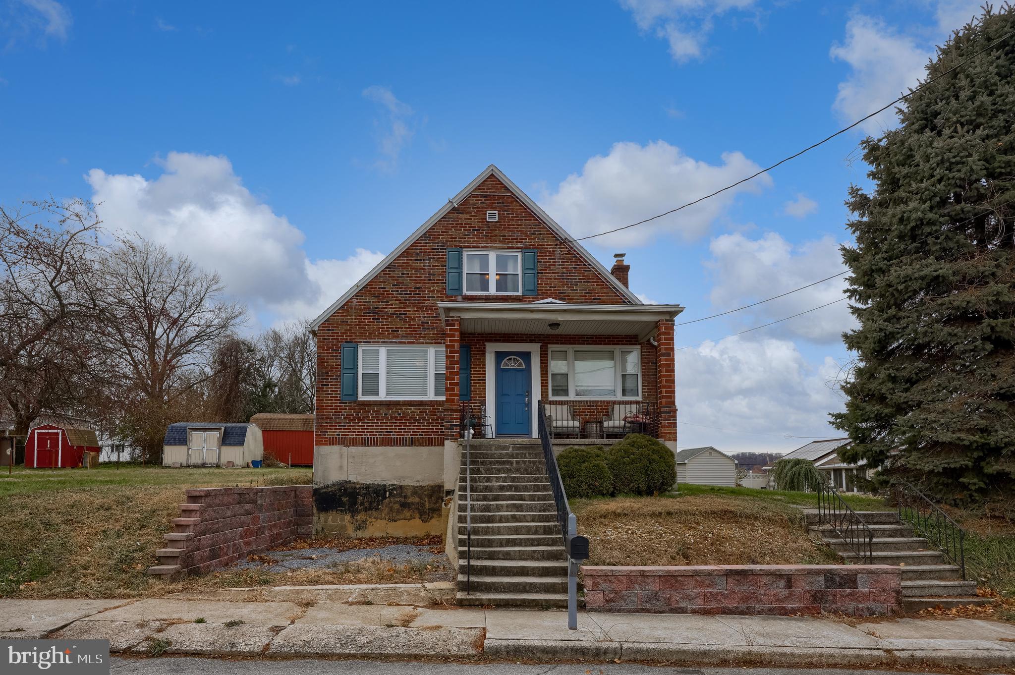 310 Cameron Street Reading, PA 19607 - Photo 2 of 37