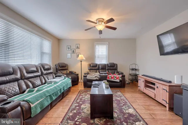 $255,000 | 314 Cameron Street, Reading, PA 19607