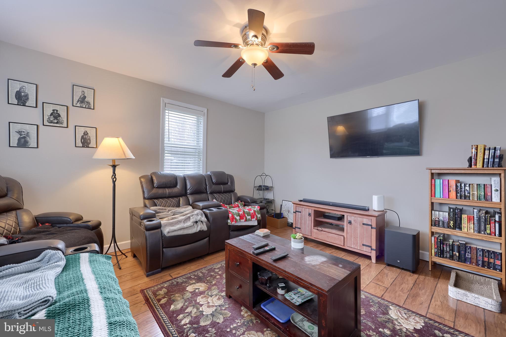 310 Cameron Street Reading, PA 19607 - Photo 9 of 37