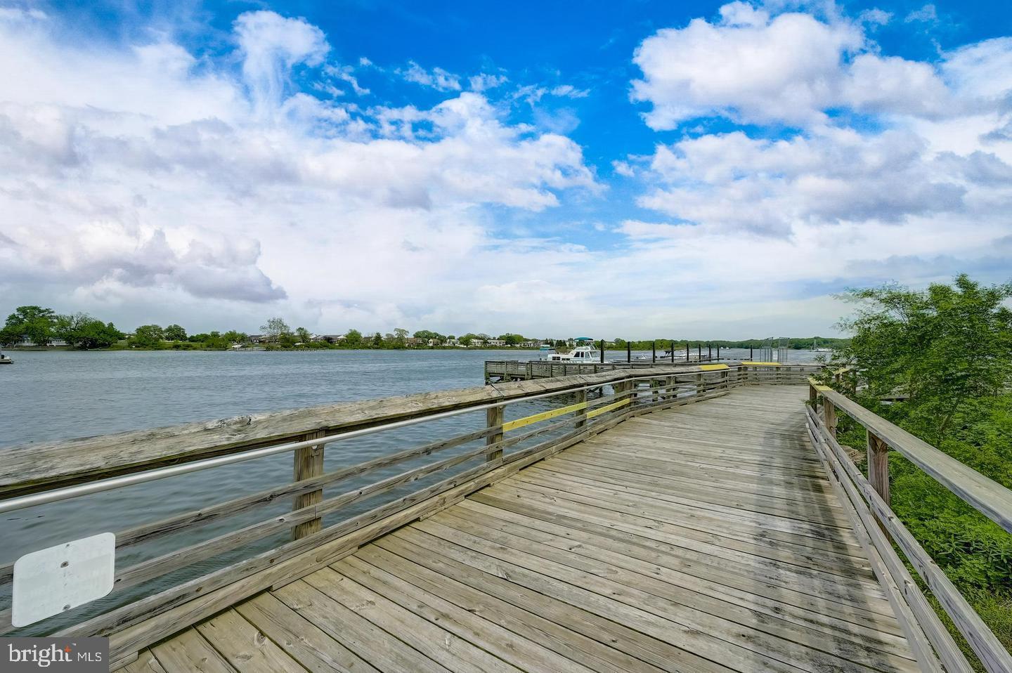 8102 Secluded Cove Lane Baltimore, MD 21222 - Photo 21 of 23 a view of balcony with city view