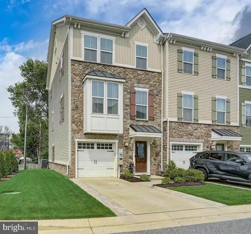 $3,200 | 8102 Secluded Cove Lane, Baltimore, MD 21222