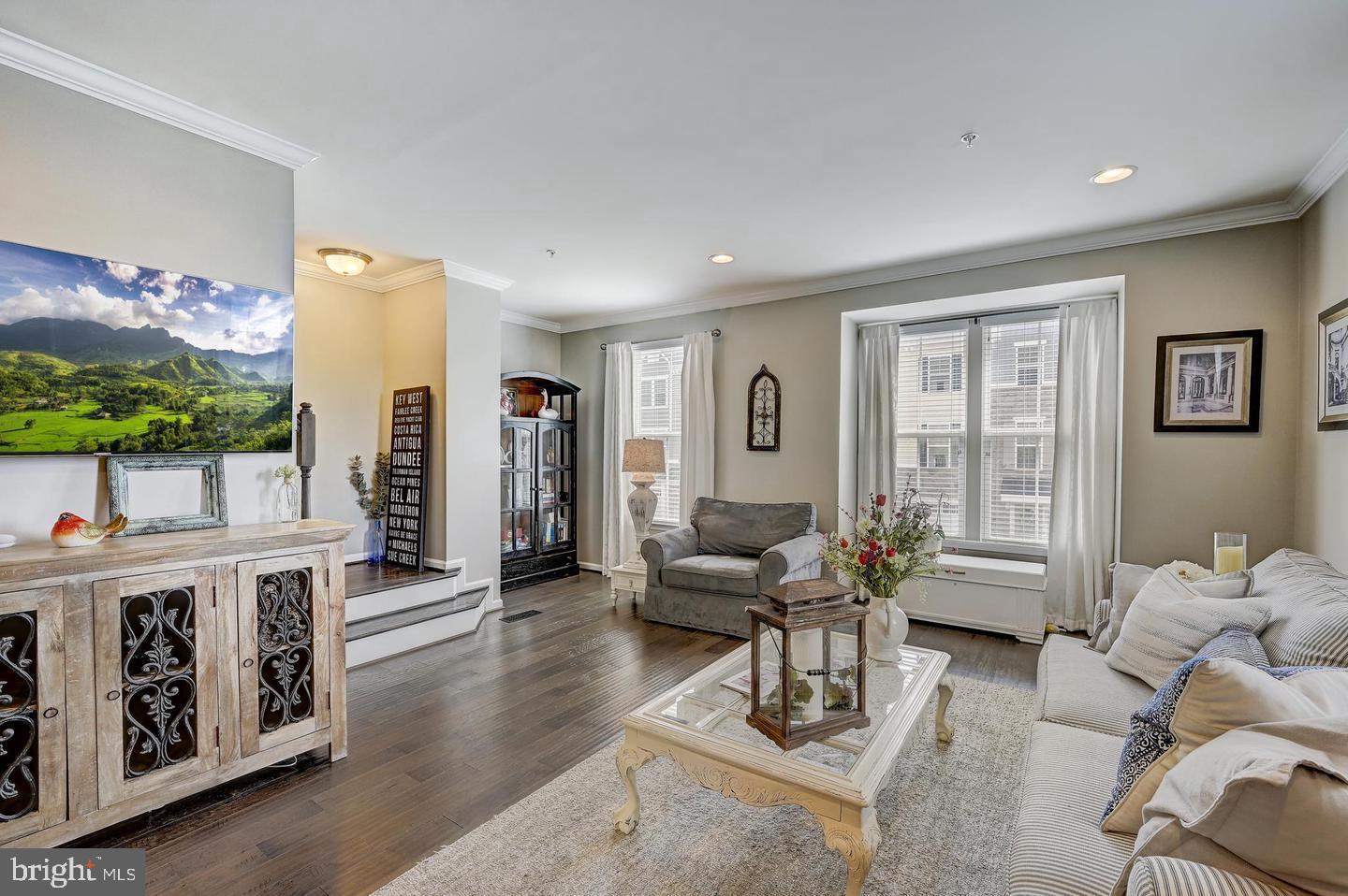 8102 Secluded Cove Lane Baltimore, MD 21222 - Photo 5 of 23 a living room with furniture and wooden floor