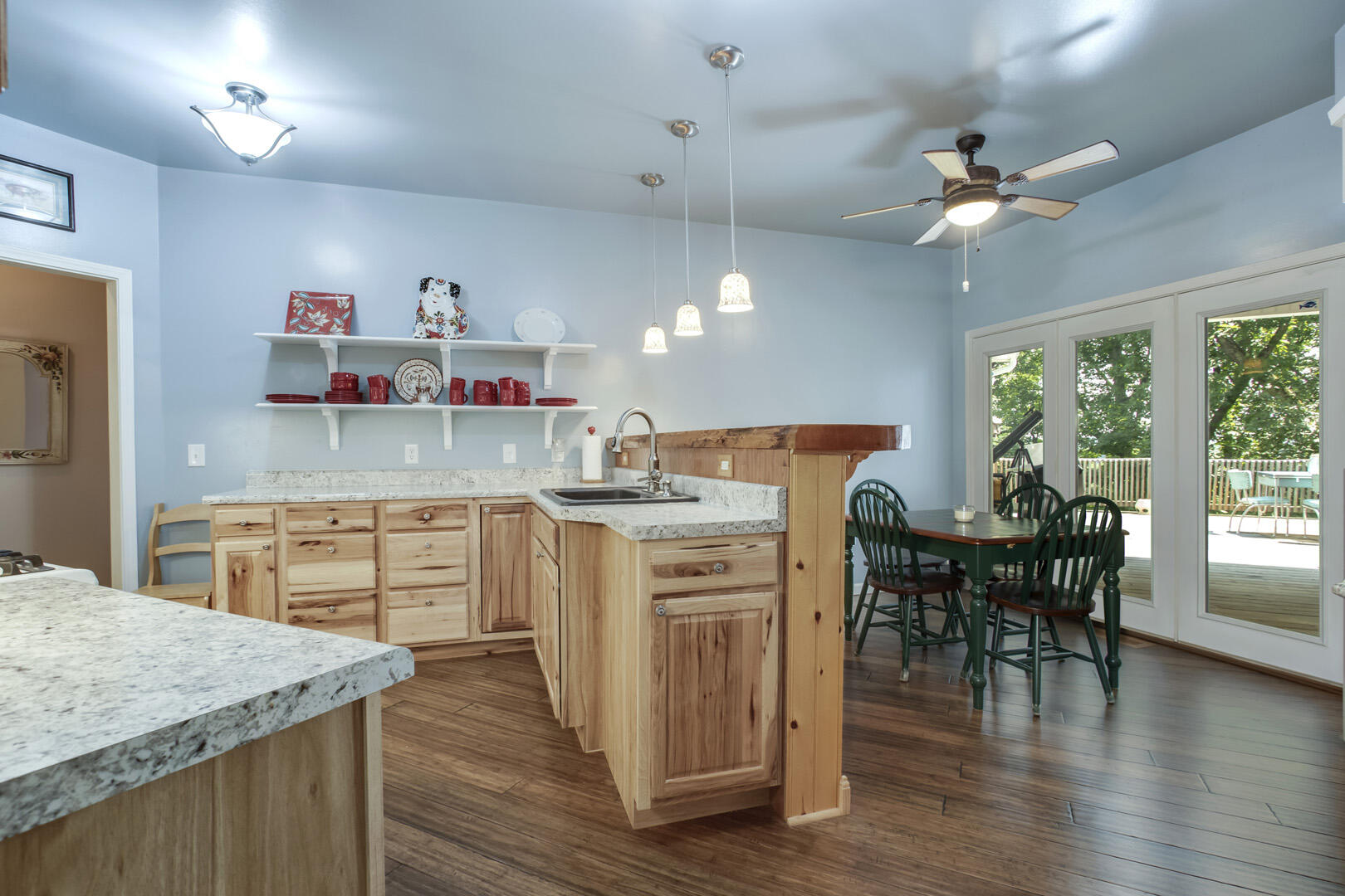 107 Squaw Valley Road Kingston, TN 37763 - Photo 11 of 40 11_SquawValleyRoad_107_Kitchen-Breakfast