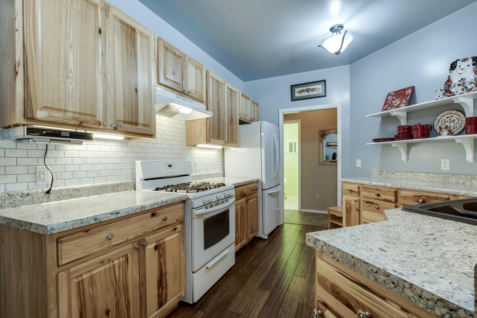 107 Squaw Valley Road Kingston, TN 37763 - Photo 15 of 40 15_SquawValleyRoad_107_Kitchen01