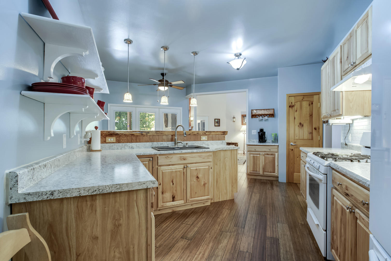 107 Squaw Valley Road Kingston, TN 37763 - Photo 19 of 40 19_SquawValleyRoad_107_Kitchen02