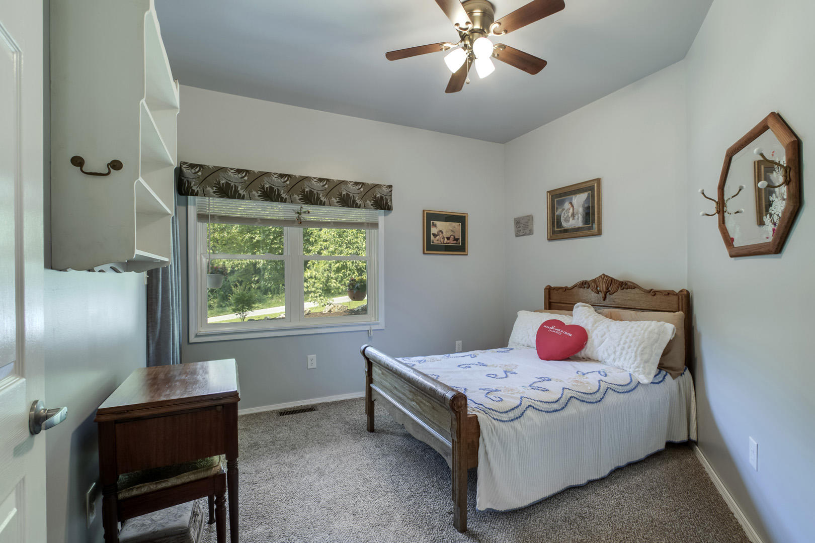 107 Squaw Valley Road Kingston, TN 37763 - Photo 26 of 40 26_SquawValleyRoad_107_Bedroom3