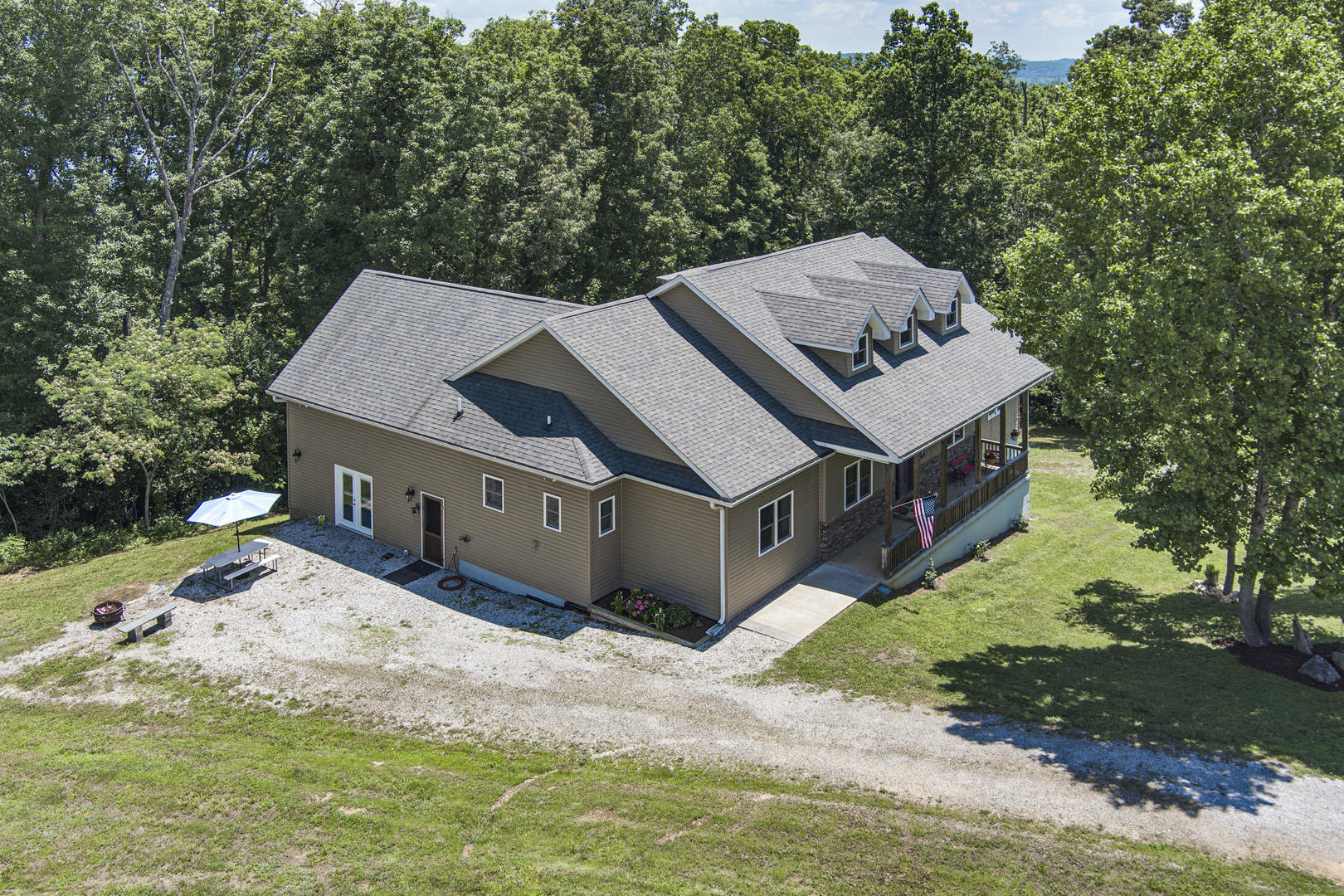 107 Squaw Valley Road Kingston, TN 37763 - Photo 35 of 40 35_SquawValleyRoad_107_FrontLeft