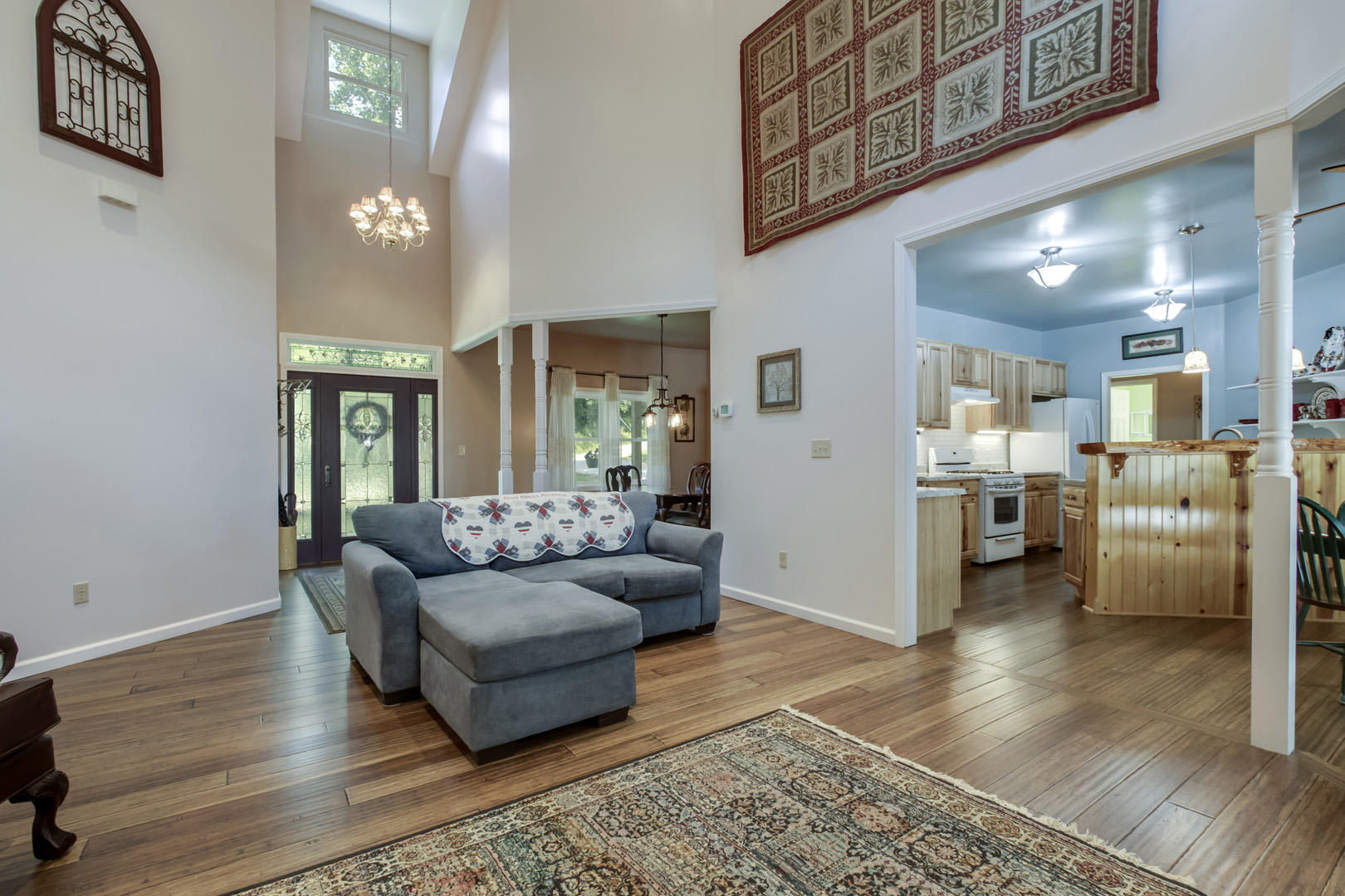107 Squaw Valley Road Kingston, TN 37763 - Photo 8 of 40 08_SquawValleyRoad_107_Living03