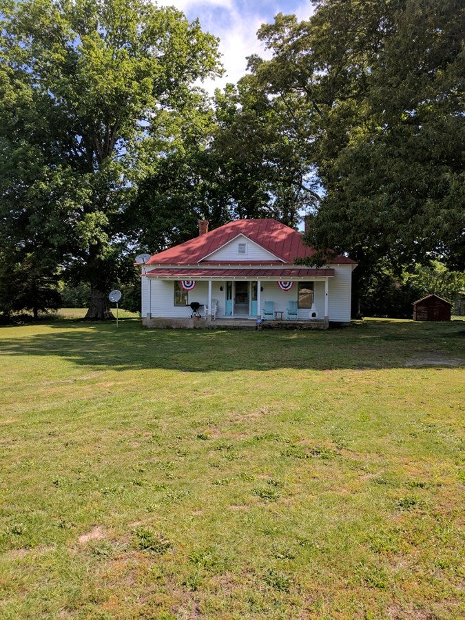 3486 West Court House Road Crewe, VA 23930 - Photo 6 of 13 Gallery Image 6