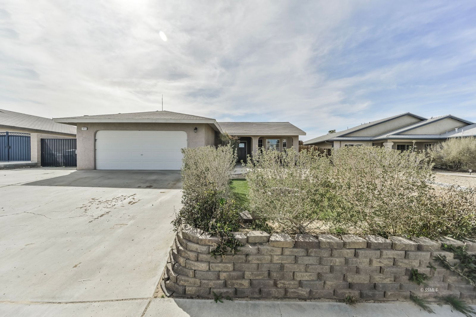 413 Ashton Street Ridgecrest, CA 93555 - Photo 2 of 37