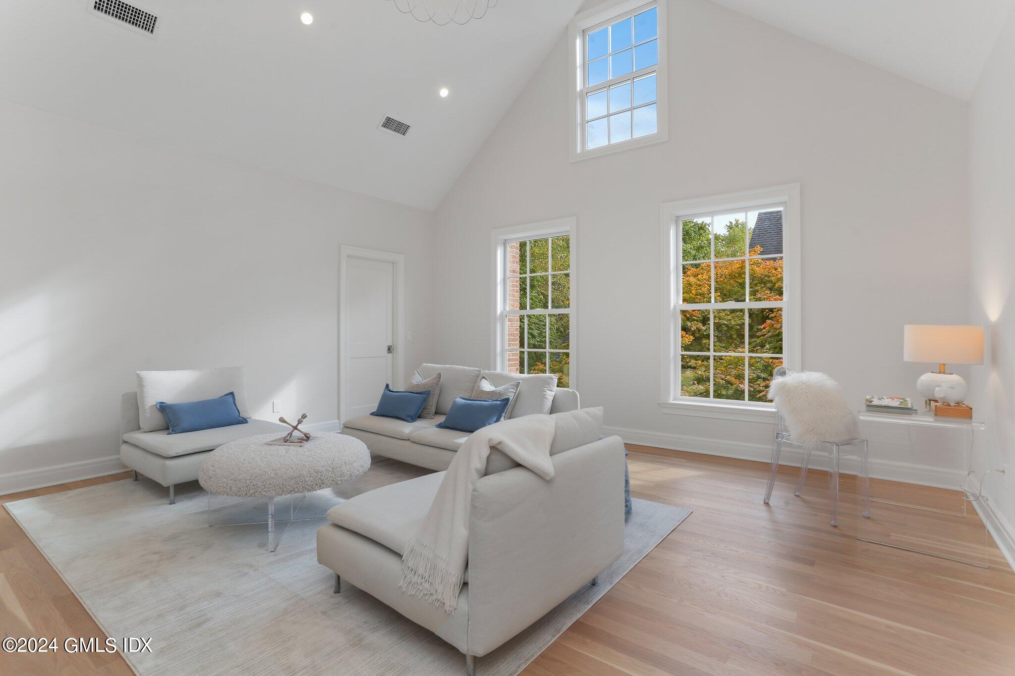 9 Dorchester Lane Riverside, CT 06878 - Photo 23 of 33 2nd Fl Playroom