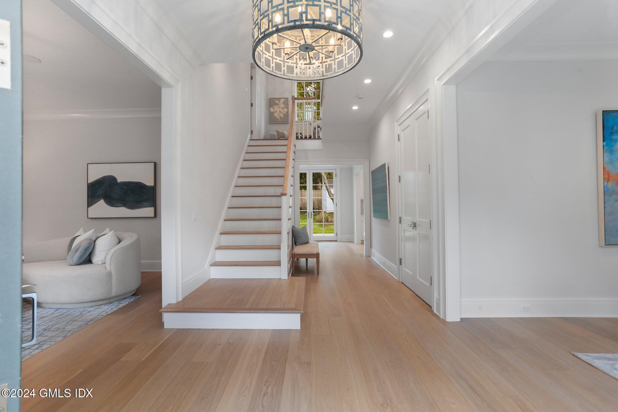 9 Dorchester Lane Riverside, CT 06878 - Photo 4 of 33 Front to Back Foyer