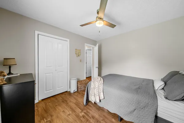a view of a livingroom with furniture