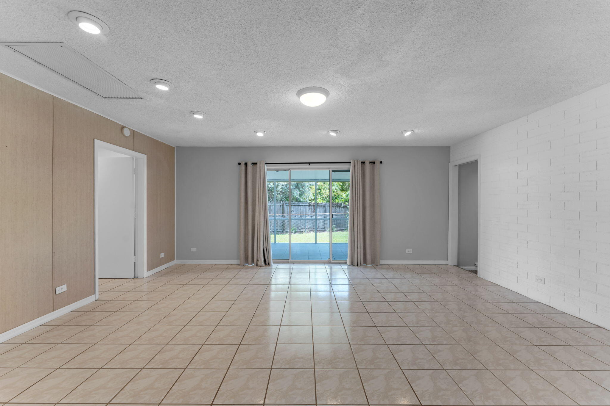 920 La Paloma Road Key Largo, FL 33037 - Photo 10 of 44 a view of an empty room and window