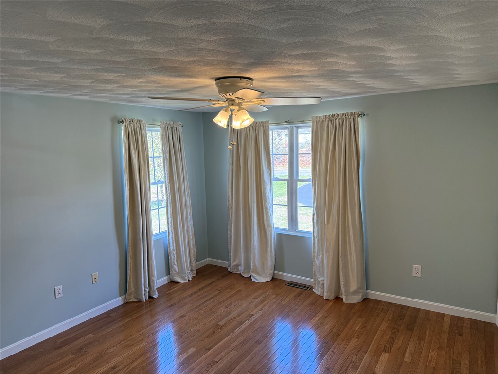20 Casey Lane Coventry, RI 02816 - Photo 12 of 21