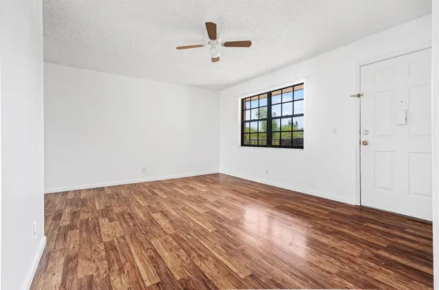 $1,850 | 4151 Oak Terrace Drive, Greenacres, FL 33463