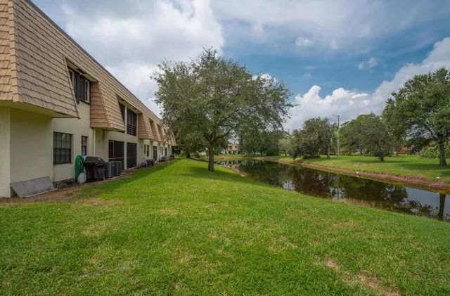 $1,850 | 4151 Oak Terrace Drive, Greenacres, FL 33463