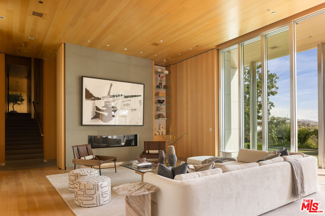 1261 Angelo Drive Beverly Hills, CA 90210 - Photo 12 of 48