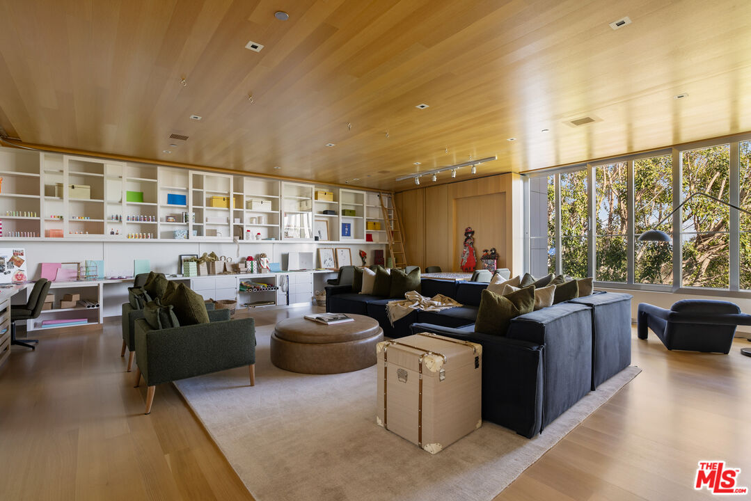 1261 Angelo Drive Beverly Hills, CA 90210 - Photo 20 of 48