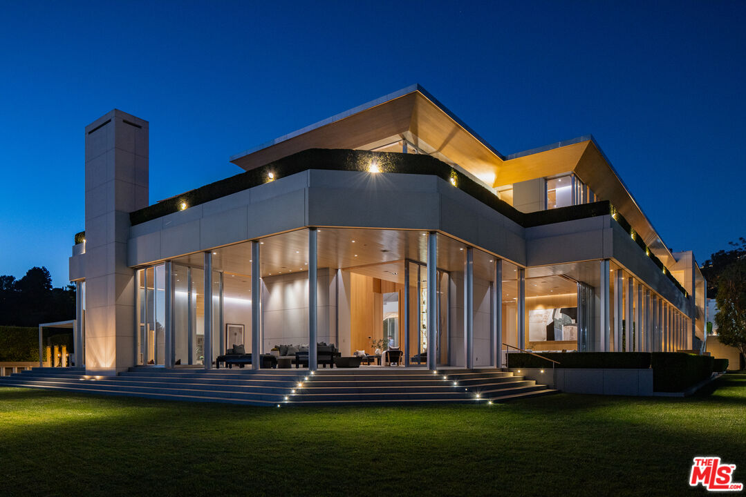 1261 Angelo Drive Beverly Hills, CA 90210 - Photo 34 of 48