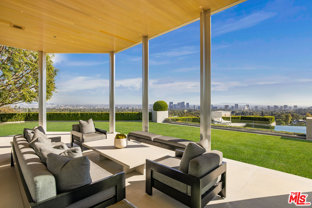 1261 Angelo Drive Beverly Hills, CA 90210 - Photo 35 of 48