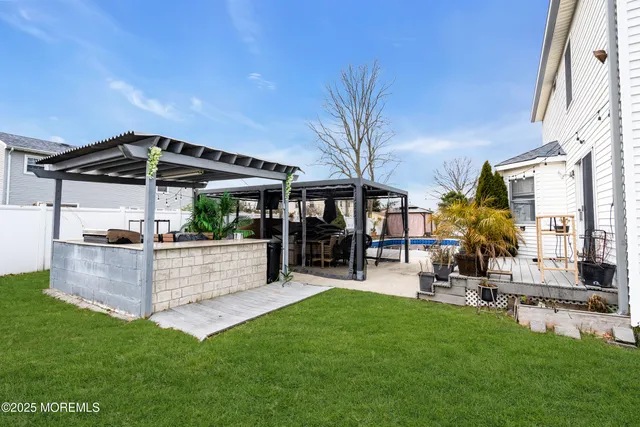 $725,000 | 158 Harriot Drive, Brick, NJ 08724