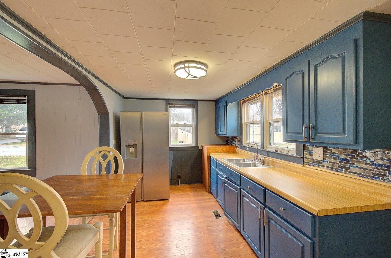 6 Lyman Street Pelzer, SC 29669 - Photo 11 of 23