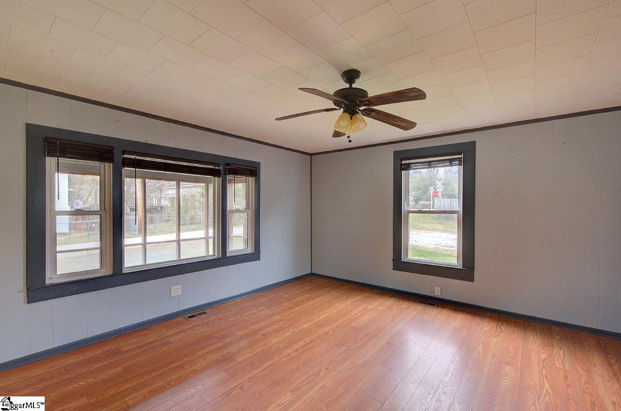 6 Lyman Street Pelzer, SC 29669 - Photo 5 of 23