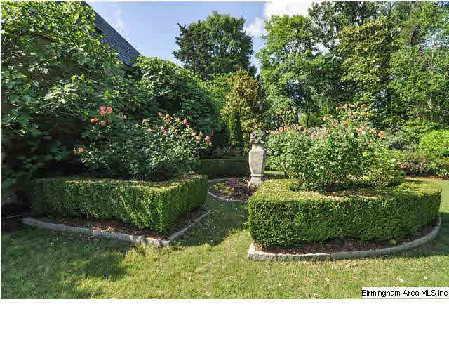 2704 Woodridge Road Birmingham, AL 35223 - Photo 30 of 31