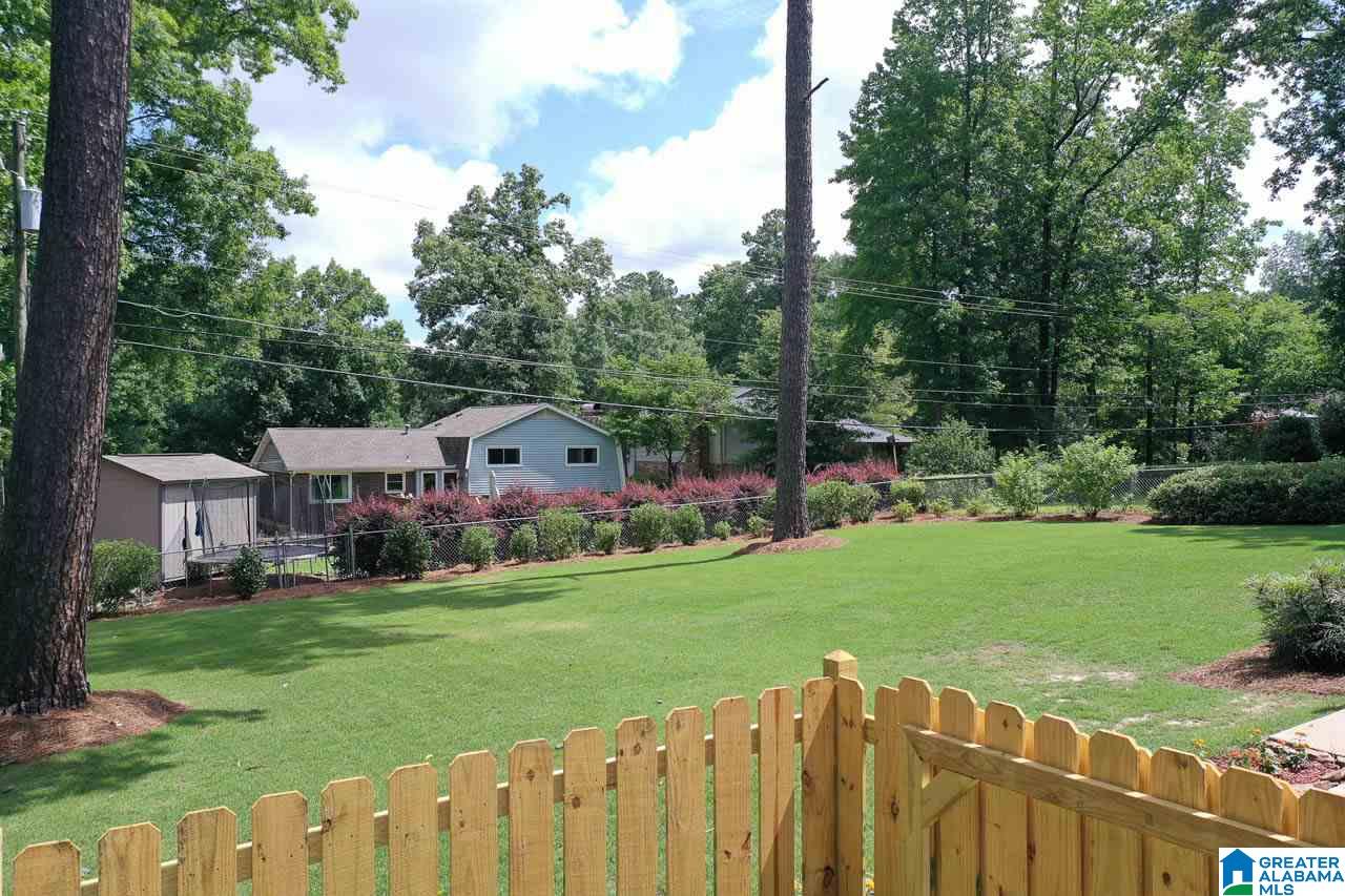 3240 Tyrol Road Birmingham, AL 35216 - Photo 4 of 32