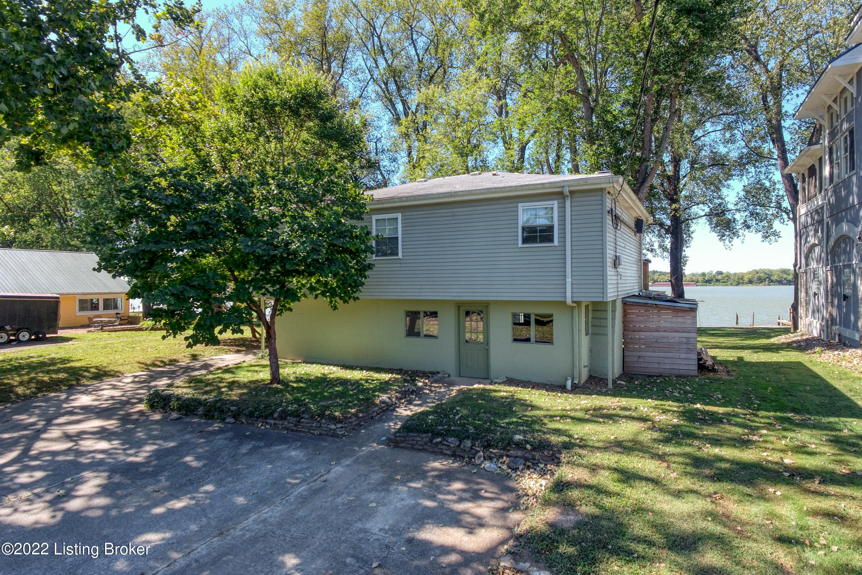 5629 Juniper Beach Road Prospect, KY 40059 - Photo 1 of 35 067 - 20220927 0607