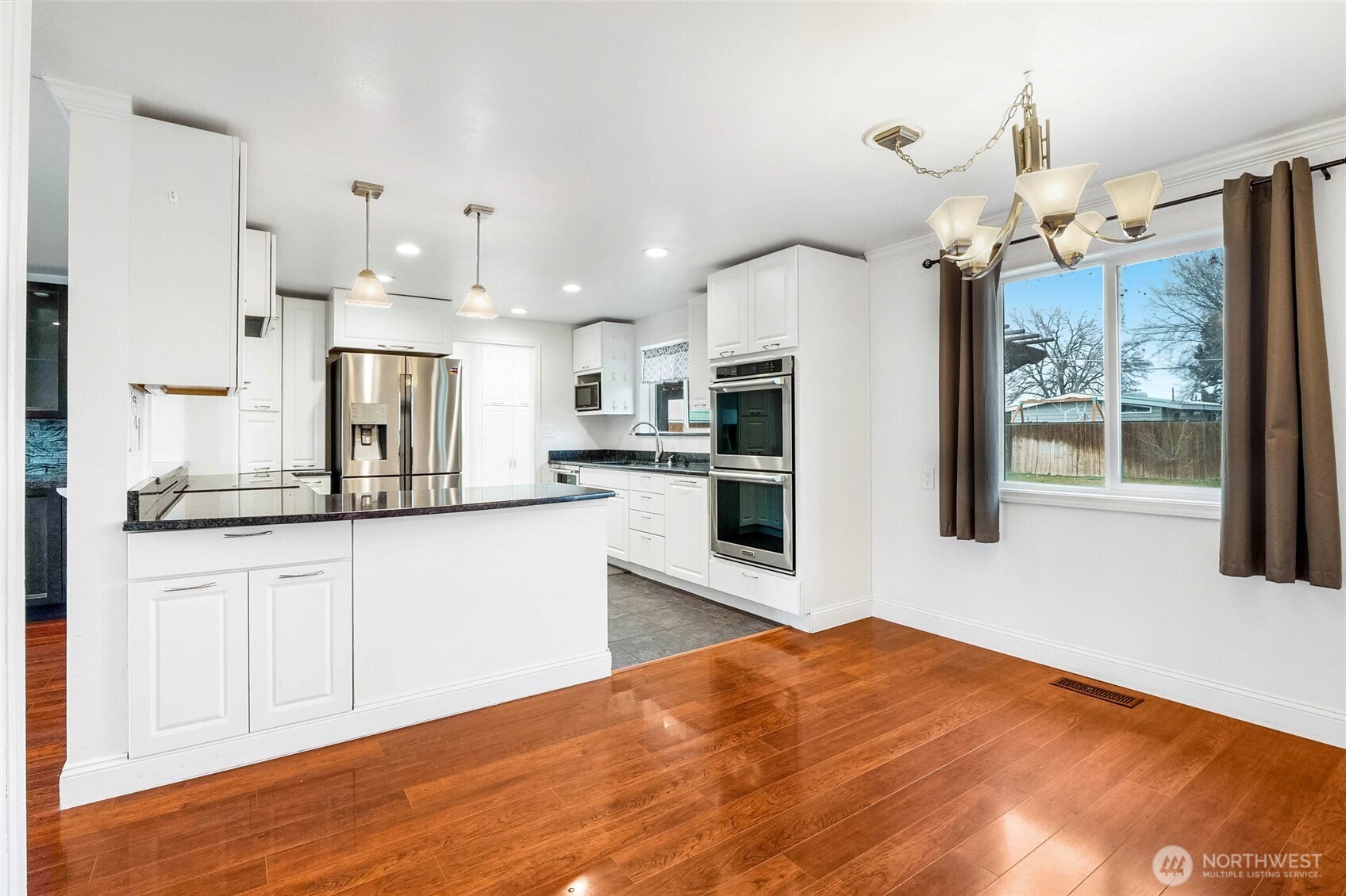 717 South Locust Lane Moses Lake, WA 98837 - Photo 11 of 40