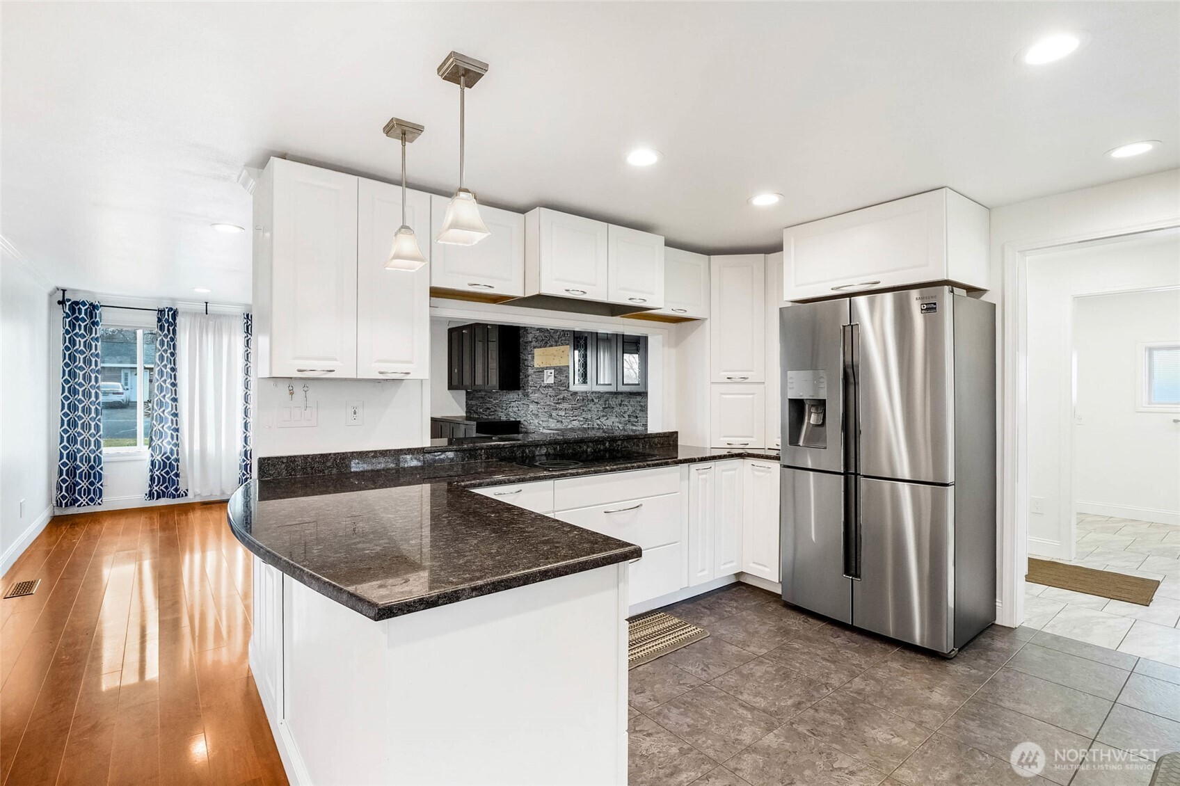 717 South Locust Lane Moses Lake, WA 98837 - Photo 11 of 37