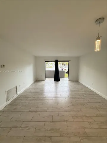 $220,000 | 10431 North Kendall Drive, Unit D104, Miami, FL 33176