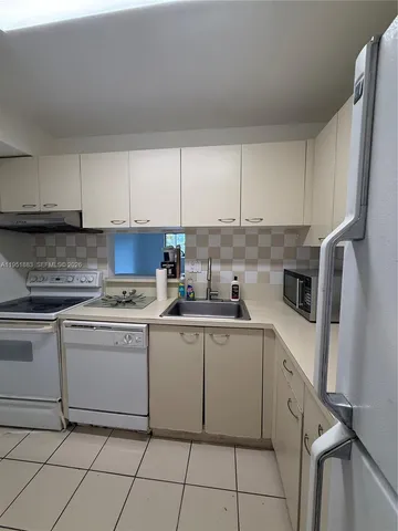 $220,000 | 10431 North Kendall Drive, Unit D104, Miami, FL 33176
