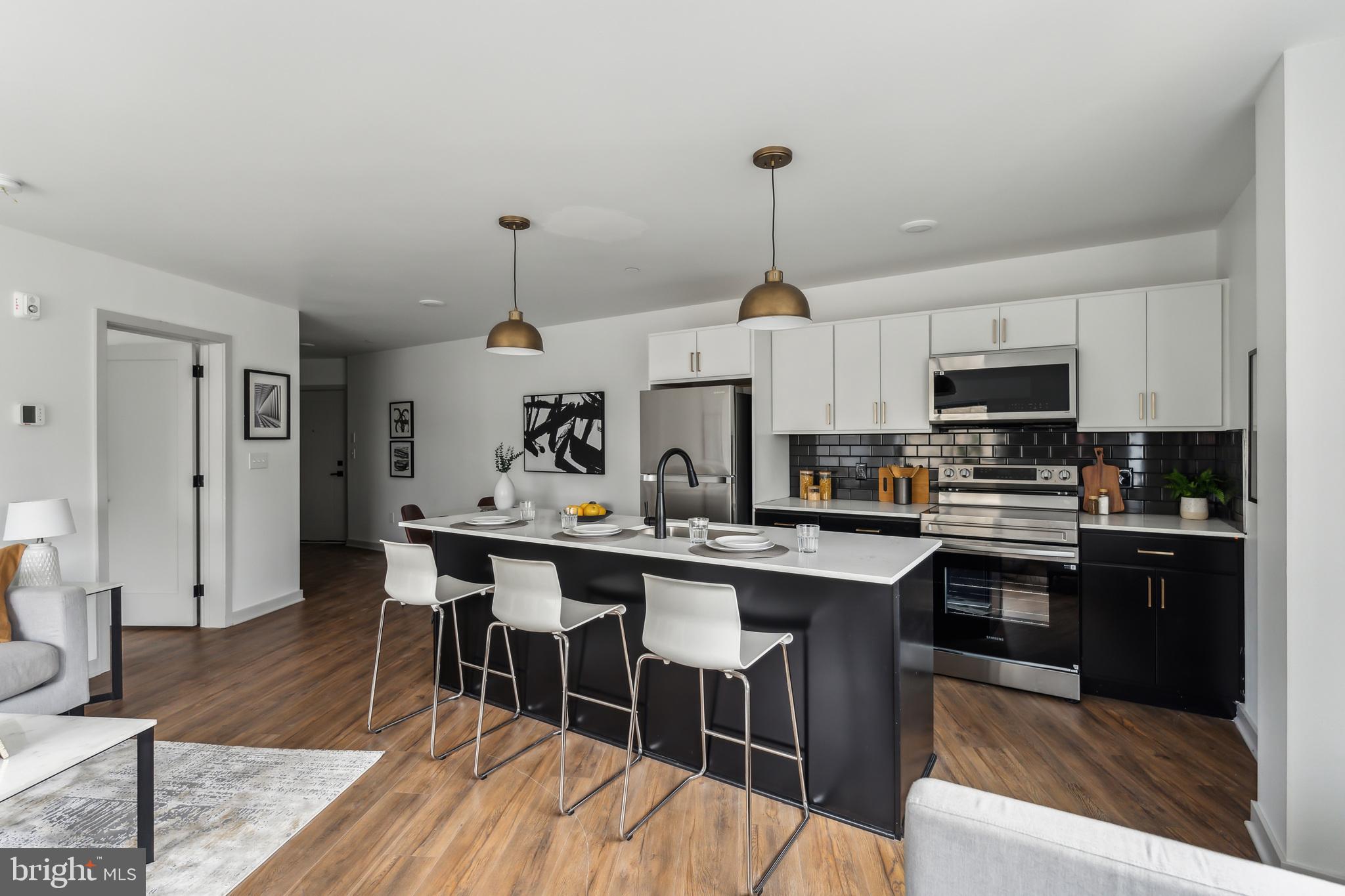 6515 Ridge Avenue, Unit 513 Philadelphia, PA 19128 - Photo 3 of 10