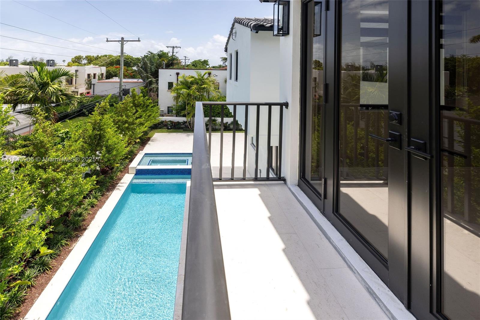 2321 North Bay Road Miami Beach, FL 33140 - Photo 47 of 77