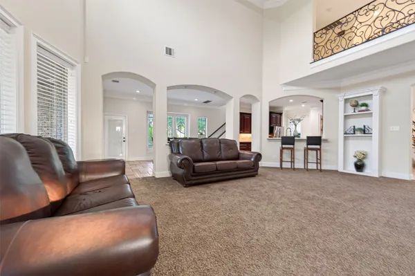 $1,150,000 | 633 Crenshaw Road, Houston, TX 77504