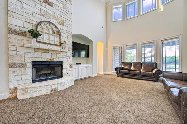 $1,150,000 | 633 Crenshaw Road, Houston, TX 77504