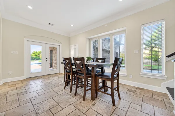 $1,150,000 | 633 Crenshaw Road, Houston, TX 77504