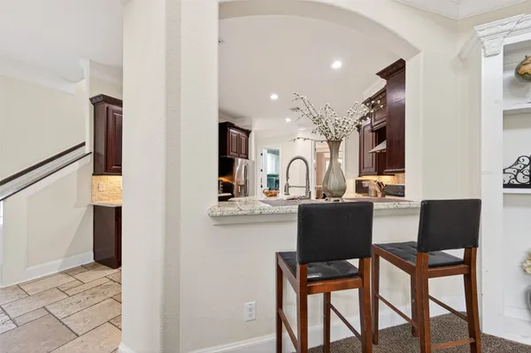 $1,150,000 | 633 Crenshaw Road, Houston, TX 77504