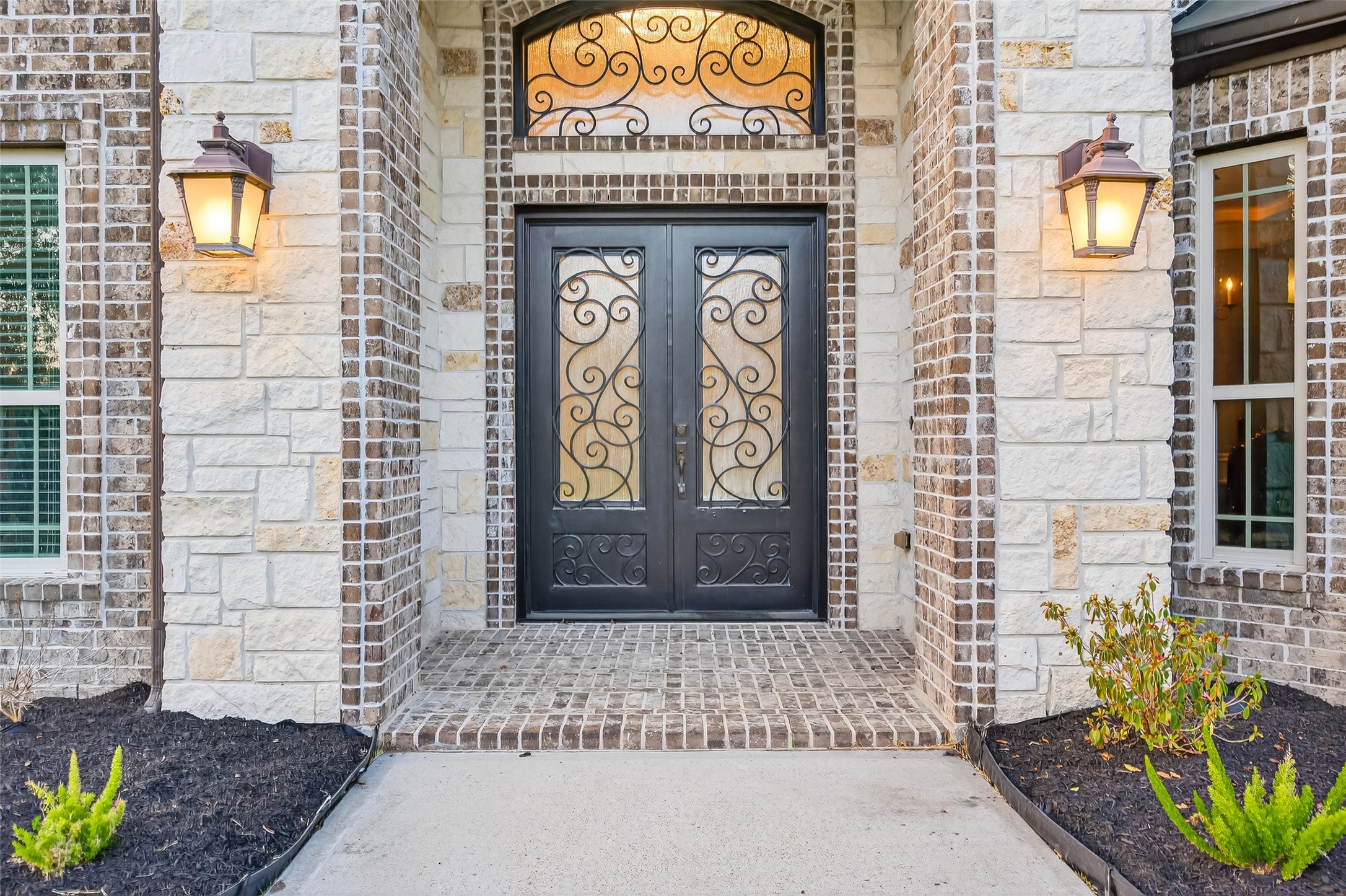 633 Crenshaw Road Houston, TX 77504 - Photo 3 of 50