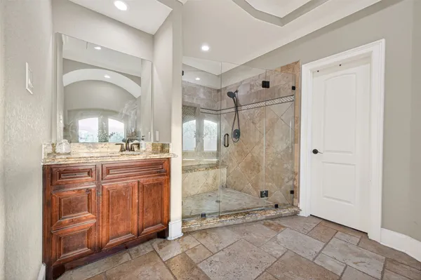 $1,150,000 | 633 Crenshaw Road, Houston, TX 77504