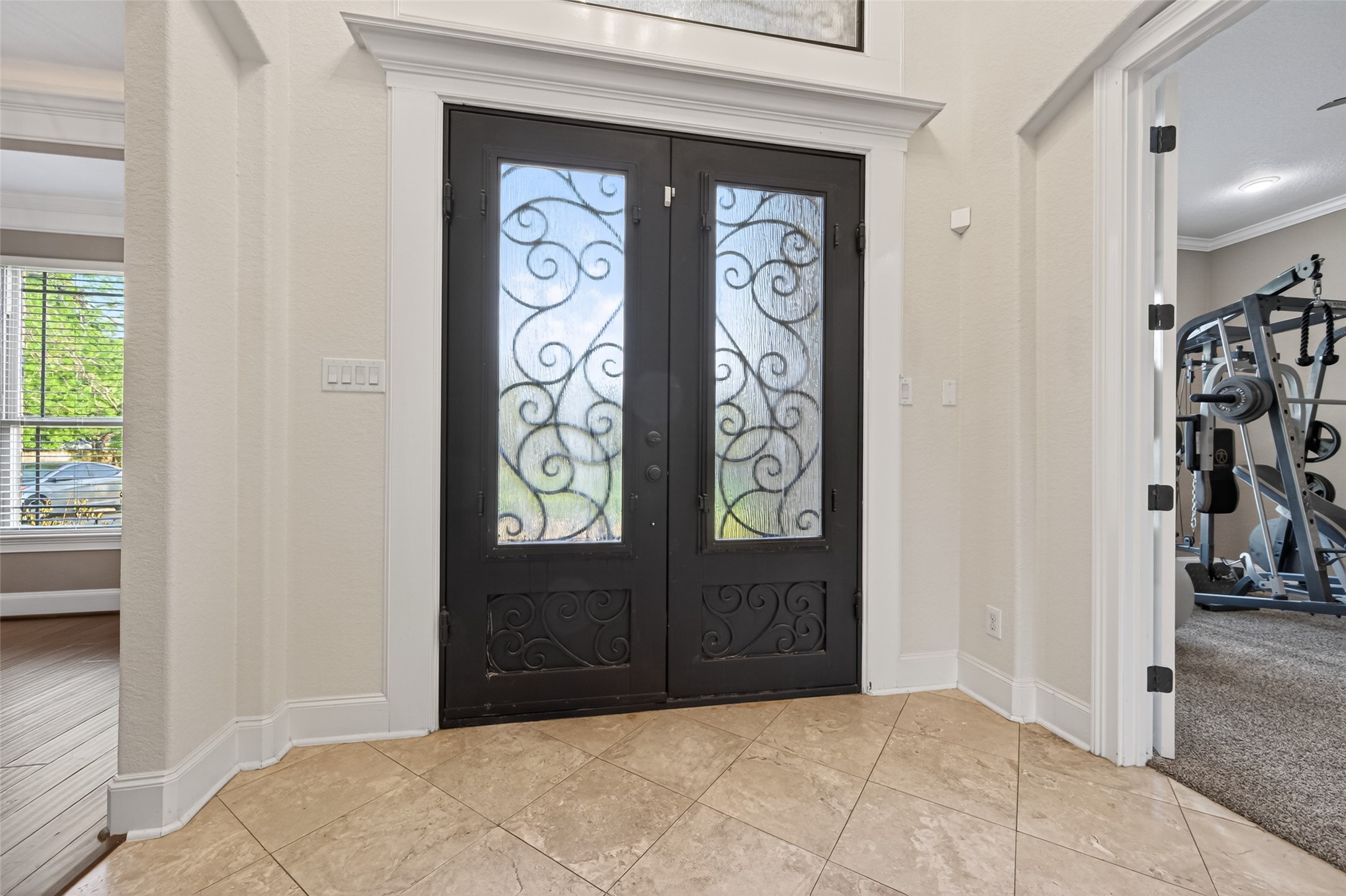 633 Crenshaw Road Houston, TX 77504 - Photo 4 of 50