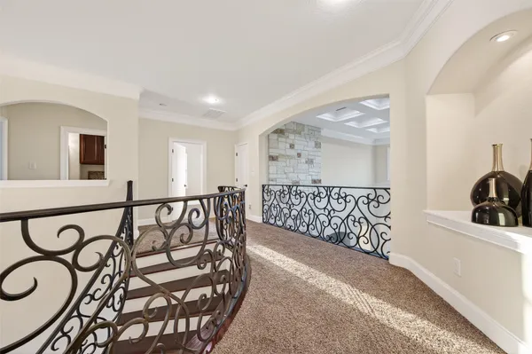 $1,150,000 | 633 Crenshaw Road, Houston, TX 77504