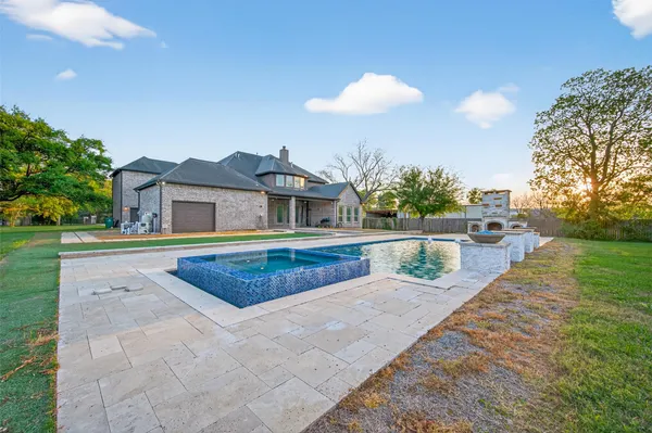 $1,150,000 | 633 Crenshaw Road, Houston, TX 77504